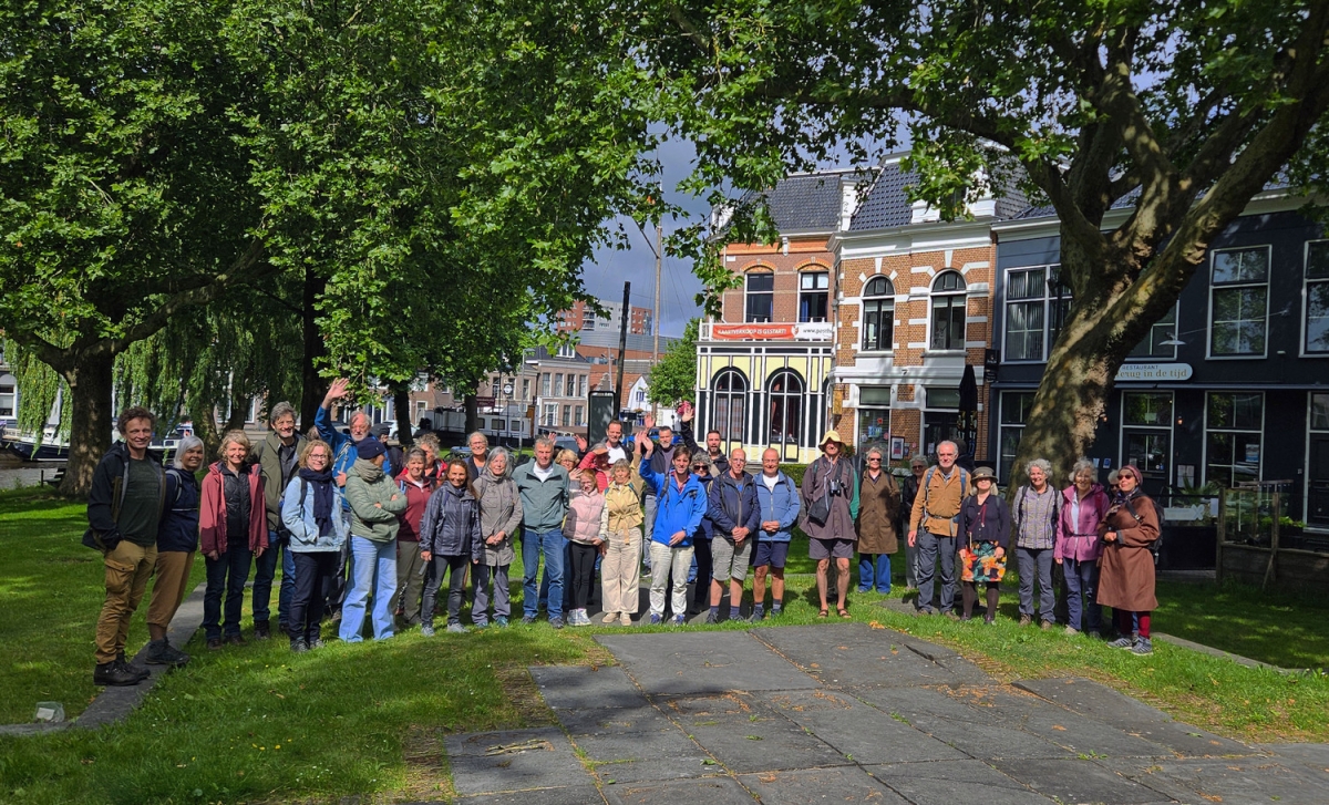 Deelnemers aan de Le Roy-wandeling 2026